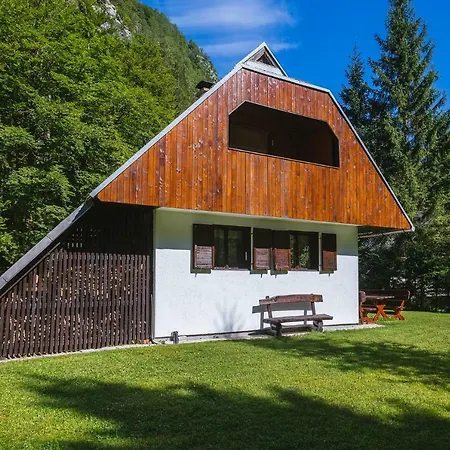 Pocitniska Hisa Radovna * Zgornja Radovna